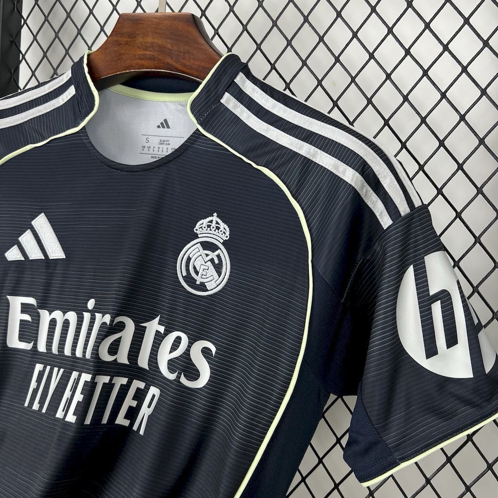 Camiseta Real Madrid 2025/26 - Imagen 3