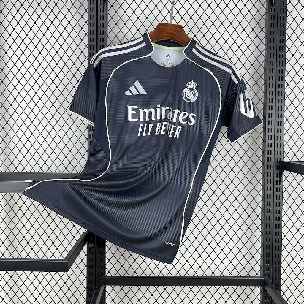 Camiseta Real Madrid 2025/26 - Imagen 4